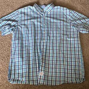 Mens shortsleeve button up